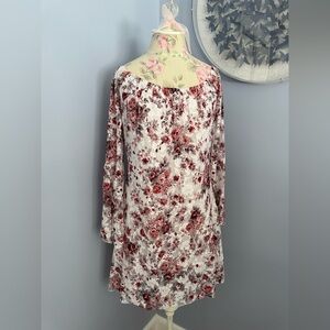 Shoreline Floral Lace Long Sleeve Dress